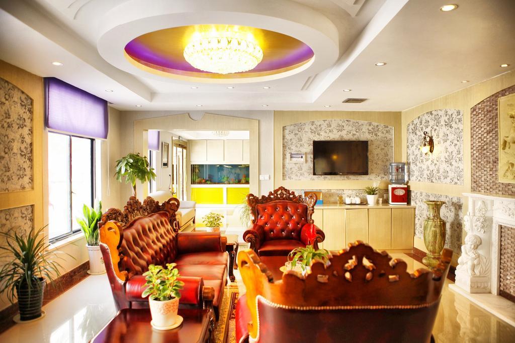 Nafee Hotel 전장 외부 사진